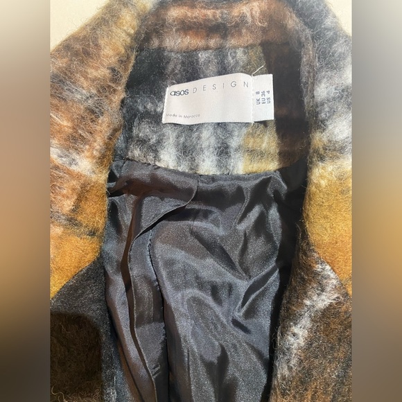ASOS DESIGN smart dad wool mix coat in brushed check in brown. Size 4 - Picture 8 of 9
